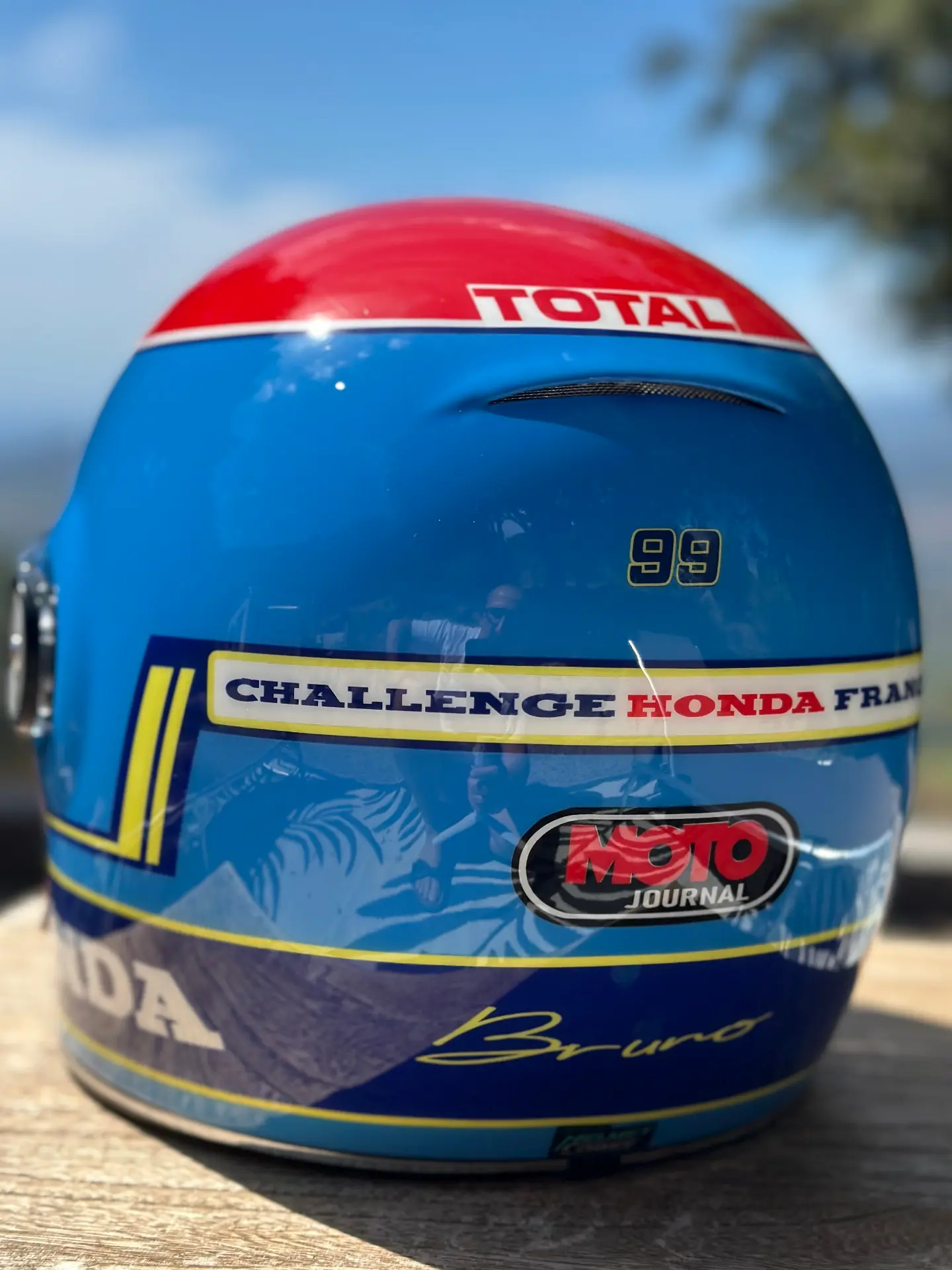 Vue arrière du casque Honda Racing Heritage
